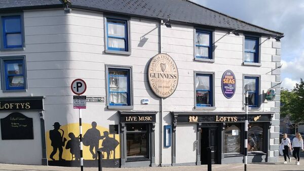 Westport pub's outdoor seating plan approved