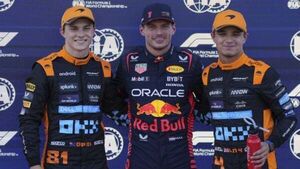 Max Verstappen pips Oscar Piastri to pole after tense qualifying for Japanese GP Max Verstappen pips Oscar Piastri to pole after tense qualifying for Japanese GP