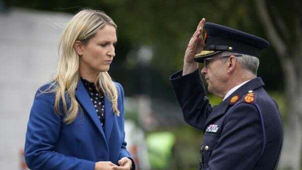 McEntee ‘will not direct’ gardaí on when to work amid roster dispute