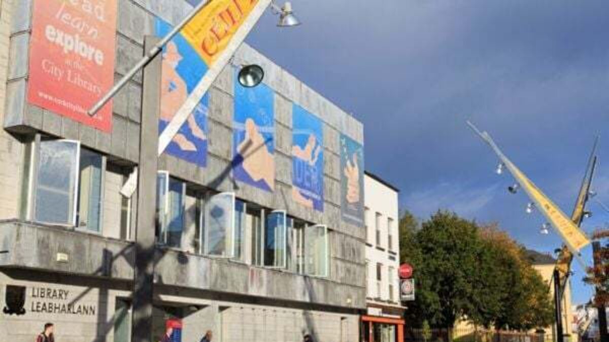 Cork City Library 'reluctantly' made decision to close due to protest