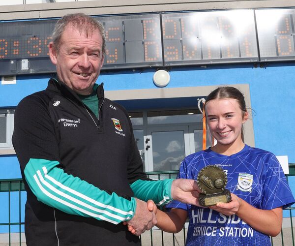 Mayo LGFA chairman Des Phillips presents the Player of the Match award to Ashleagh Sammon of Claremorris who scored 1-7 from play. Mayo LGFA chairman Des Phillips presents the Player of the Match award to Ashleagh Sammon of Claremorris who scored 1-7 from play.