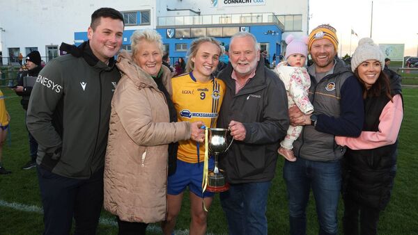 Get me to the cup on time, says chief bridesmaid Munnelly