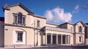 Man had drugs and cash totalling €17k at rental property