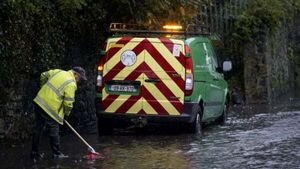 Warnings in place for heavy rain as Coveney confirms increased flood-relief support Warnings in place for heavy rain as Coveney confirms increased flood-relief support