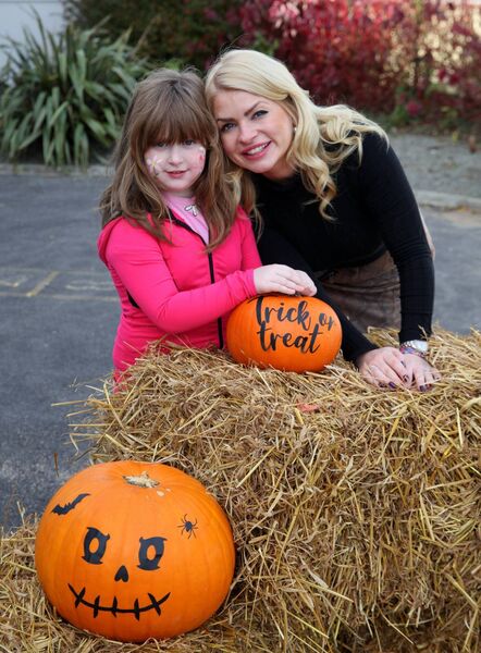 Pictured at the Harvest Fair at Roundfort National School were Eva Mae and Sharon O'Reilly. Picture: Trish Forde Pictured at the Harvest Fair at Roundfort National School were Eva Mae and Sharon O'Reilly. Picture: Trish Forde