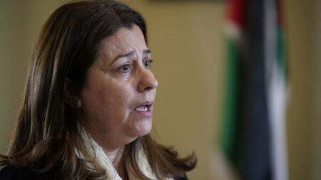 Palestinian ambassador receives standing ovation at Sinn Féin conference