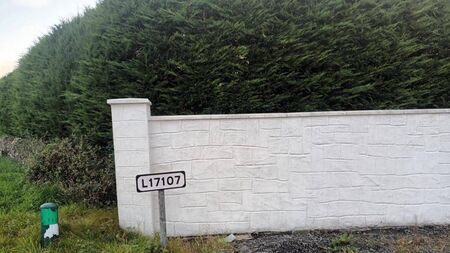 'Ludicrous' removal of road signs