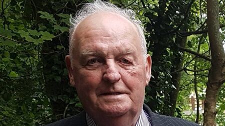 Councillors and staff pay tributes to Eddie Staunton