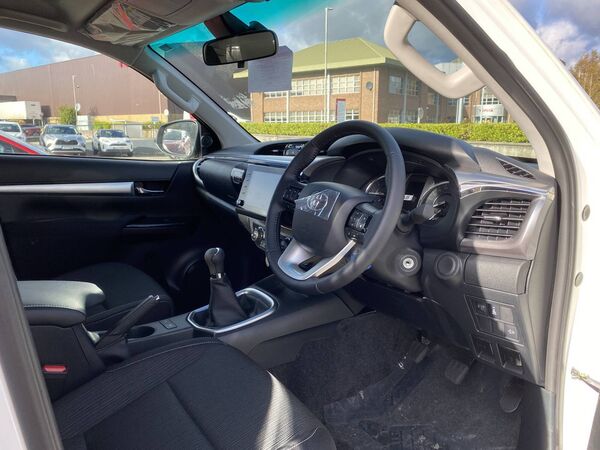 The interior features high levels of comfort and technology that keep you well-connected The interior features high levels of comfort and technology that keep you well-connected