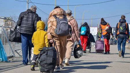 Councillors reject 'waffle' in council refugee report