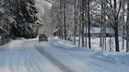 Estates not supplied with sufficient grit during recent cold snap, says councillor
