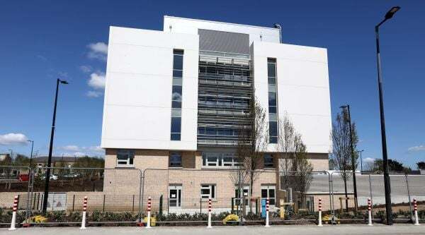 Hospitals dealing with overcrowding should 'copy' Waterford hospital, says Hiqa - Homepage - Vimarsana News