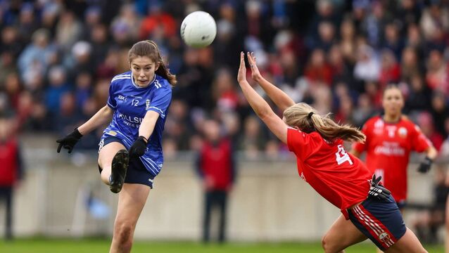 <p>Bree Hession shoots for a score as Allie Tobin of O’Donnovan Rossa attempts to block the ball.	Picture: INPHO/Tom Maher</p>