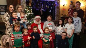 Local Notes: Brickens market draws a crowd for Meals on Wheels 