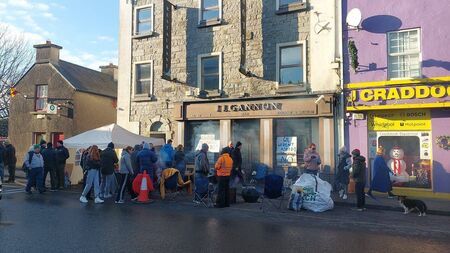 Families to be housed at former Mayo hotel