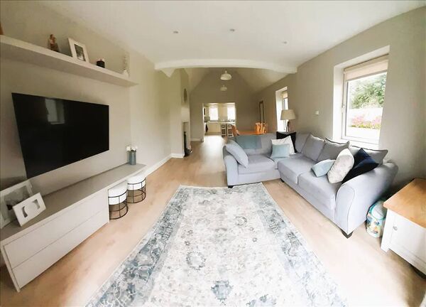 The sitting room.