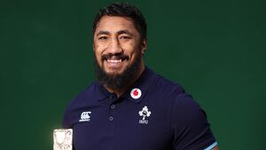 Aki and Fryday named Guinness Rugby Writers of Ireland Players of The Year