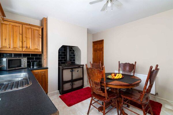 The kitchen. The kitchen.