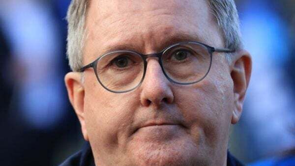 DUP set for crunch meeting over decision to return to Stormont