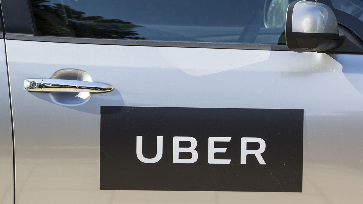 'Crazy' regulations are forcing some taxi drivers to quit