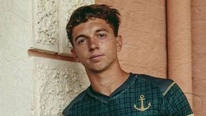 Argentine soccer club pays homage to Mayo naval hero