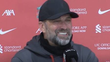 Liverpool legend visits Knock to pray that Klopp changes mind