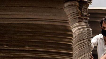 Packaging firm Smurfit Kappa says worst is over as volume growth returns