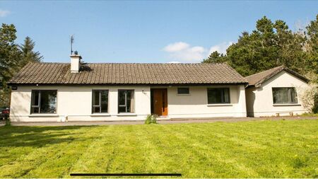 Lots of choice at online property auction