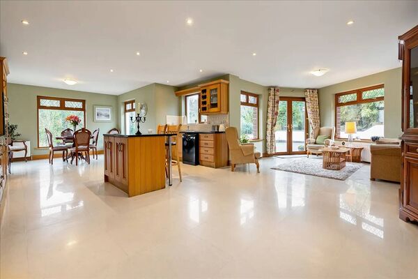 The kitchen and dining area. The kitchen and dining area.