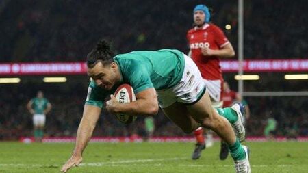 Saturday sport: Ireland beat Wales, Calcutta Cup win for Scotland