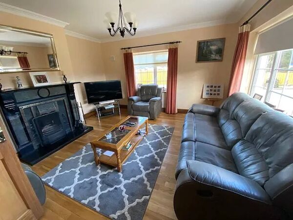 The sitting room.