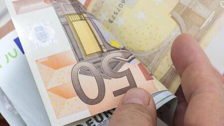 Student guilty of pandemic fraud escapes conviction