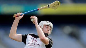 Sligo beat 14-man Farney to keep heat on neighbours