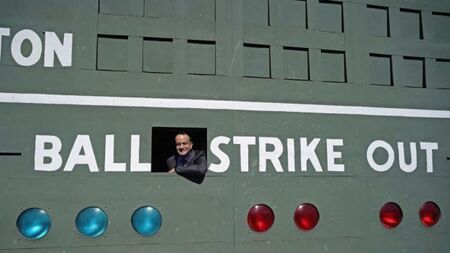 Varadkar sees landmark Green Monster wall during trip to baseball ground