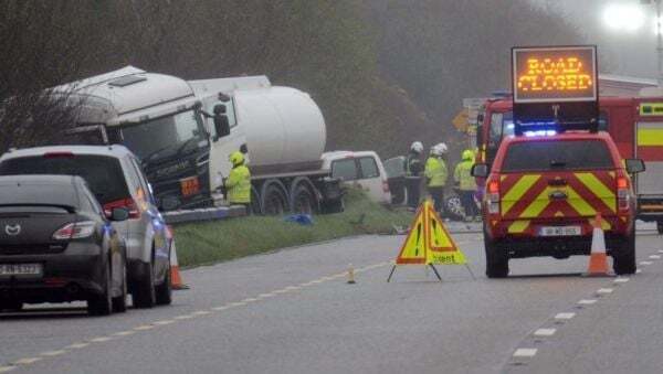 Woman and two girls killed in 'devastating' crash in Co Mayo - Homepage - Vimarsana News