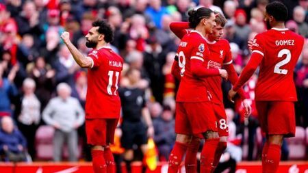 Mohamed Salah rescues Liverpool as Reds hit back to beat Brighton