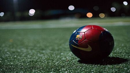 Familiar foe stands between Mayo and prestigious final date