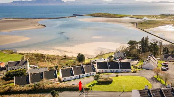 The three bed terraced dormer bungalow home, which is centrally located in the heart of Mulranny village offers stunning elevated southerly views over Clew Bay and Croagh Patrick. The three bed terraced dormer bungalow home, which is centrally located in the heart of Mulranny village offers stunning elevated southerly views over Clew Bay and Croagh Patrick.