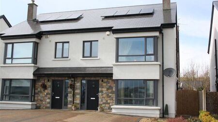 Beautiful and elegant Mayo home hits the market