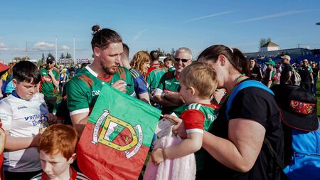 Mayo too good for their not-so-noisy neighbours