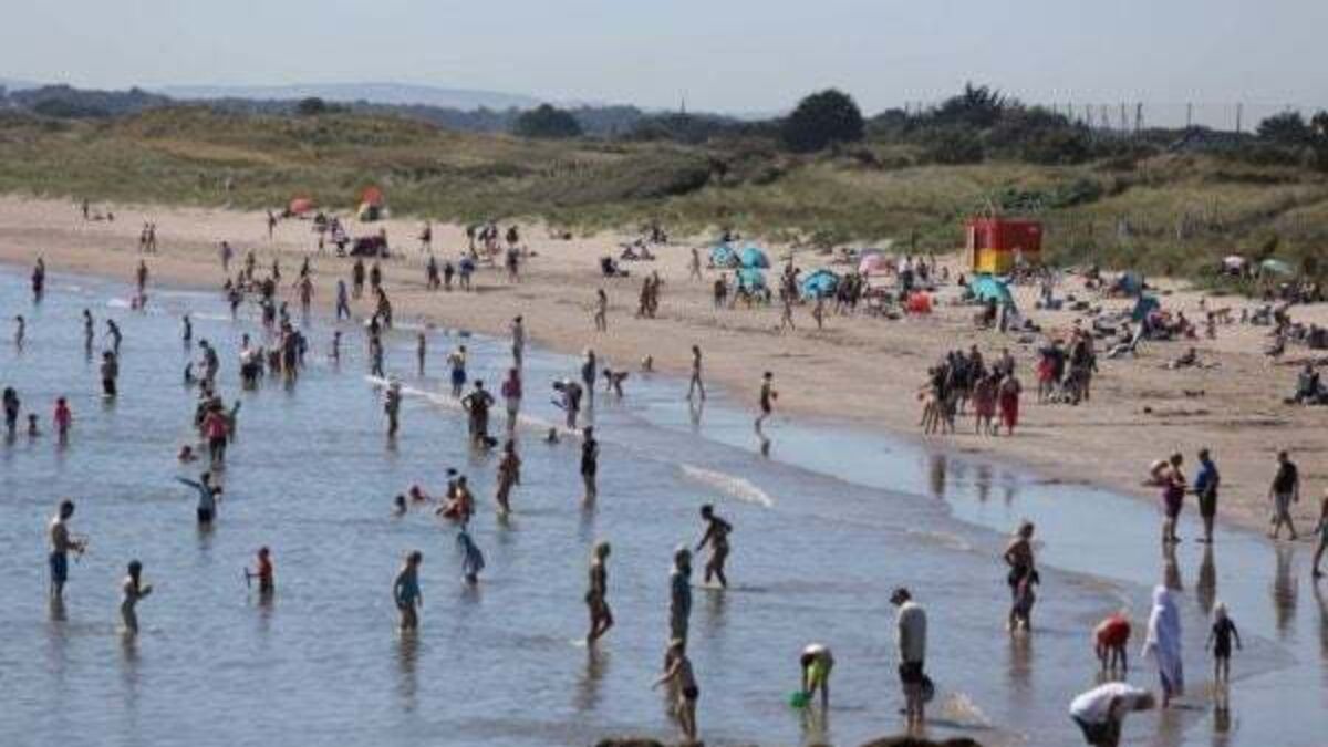 Warm weather set to continue into the weekend with highs of 22 degrees