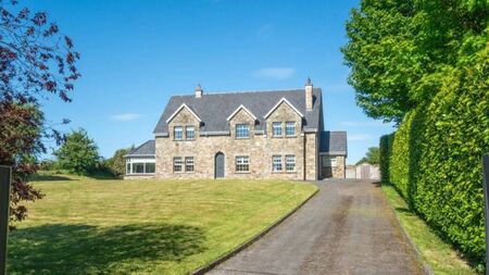 Property: Luxurious Mayo home is located near airport