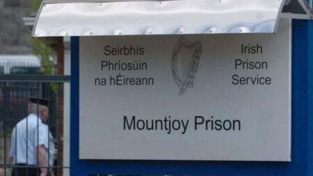 Prisoners awarded damages over injuries sustained during journey to court