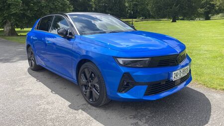 Opel’s Astra hatchback goes all-electric