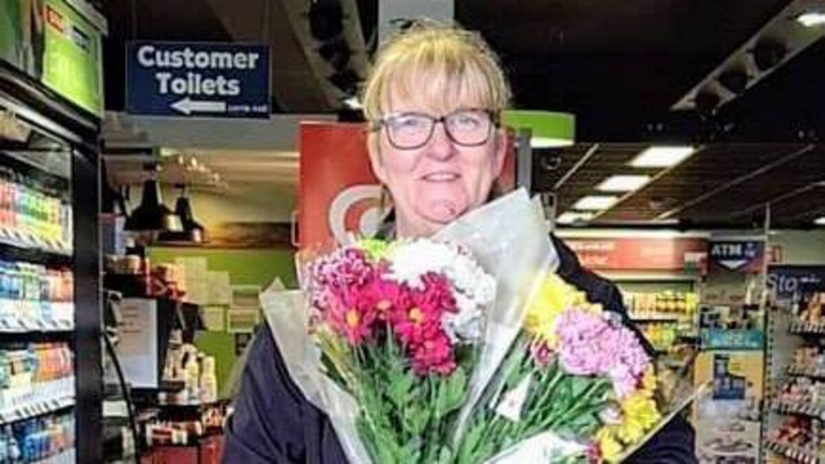 Mayo shop wish 'good luck' to departing staff member