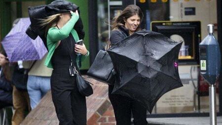Status yellow rain warning in effect for 18 counties