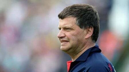 Councillors pay tribute to the late John O'Mahony