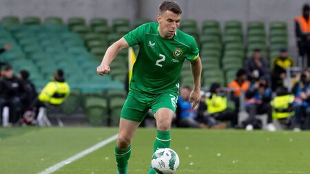 Bit O'Red welcome Premier League side to Showgrounds