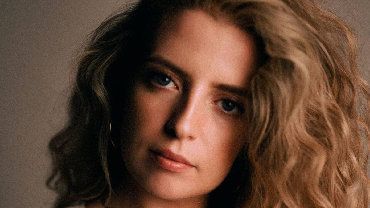 Ballina-born songwriter launches new single