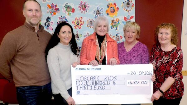Earlier this year Kilmovee Ladies Club held a fundraiser in aid Oscars Kids and presented it to Niamh and Joe McCann, Banada Ballaghaderreen. Oscars Kids is a foundation that Niamh and Joe McCann hold in high regard for personal family reasons. Pictured are Joe and Niamh McCann, Anne Whelan, Mary Teresa Duffy and Bridget Callaghan. Pic James Hunt Photography. 